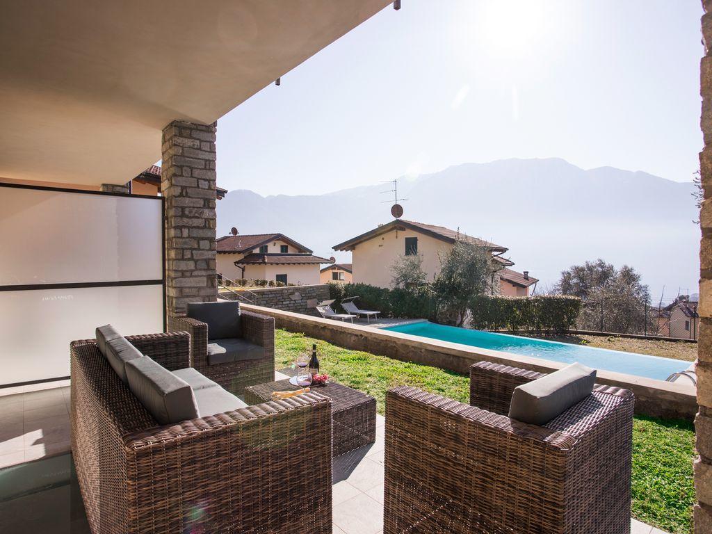 Ossuccio Grande C Home With Pool Sleeps 12 By Italian Apartments Como Zewnętrze zdjęcie