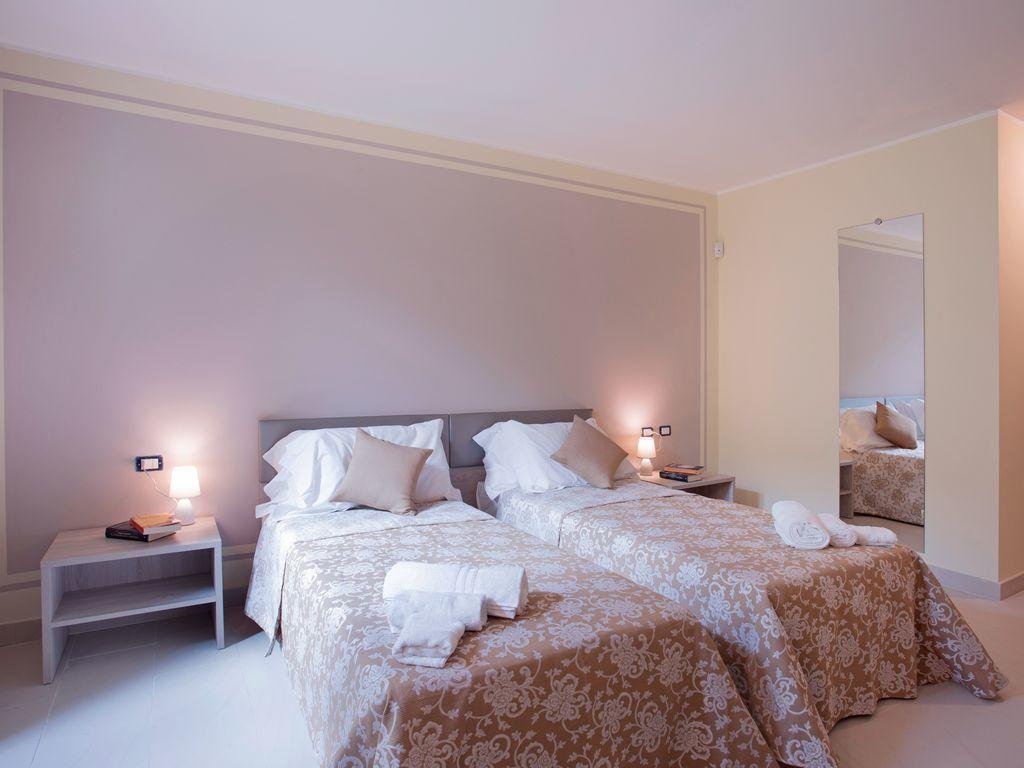 Ossuccio Grande C Home With Pool Sleeps 12 By Italian Apartments Como Zewnętrze zdjęcie