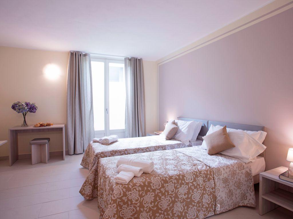 Ossuccio Grande C Home With Pool Sleeps 12 By Italian Apartments Como Zewnętrze zdjęcie