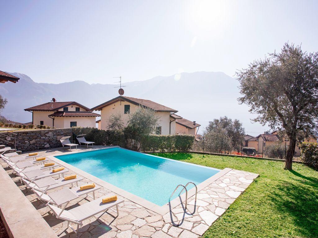 Ossuccio Grande C Home With Pool Sleeps 12 By Italian Apartments Como Zewnętrze zdjęcie