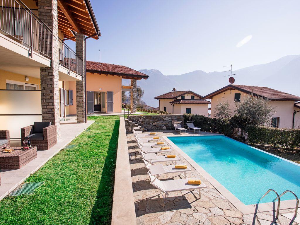 Ossuccio Grande C Home With Pool Sleeps 12 By Italian Apartments Como Zewnętrze zdjęcie